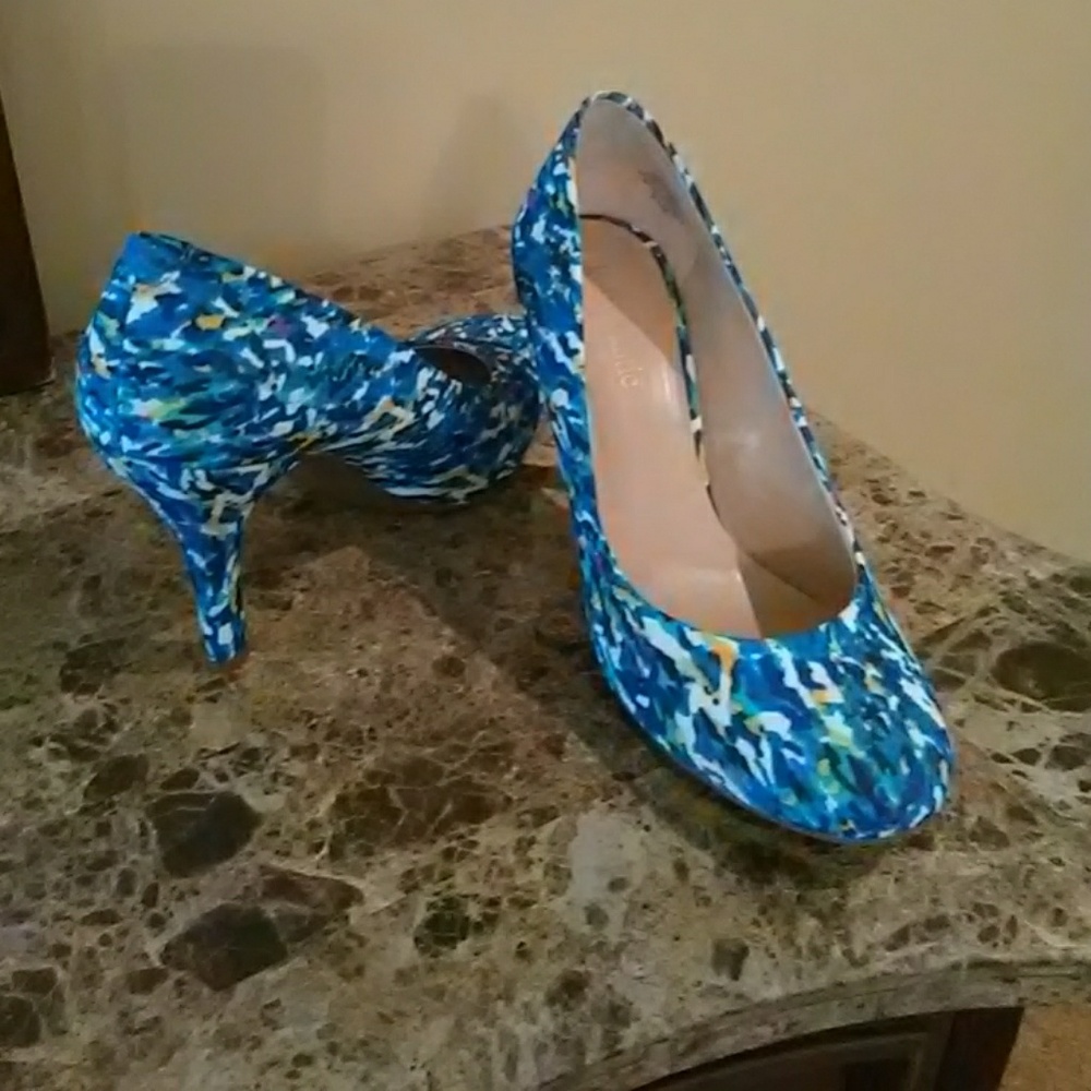 Multi-color heels
